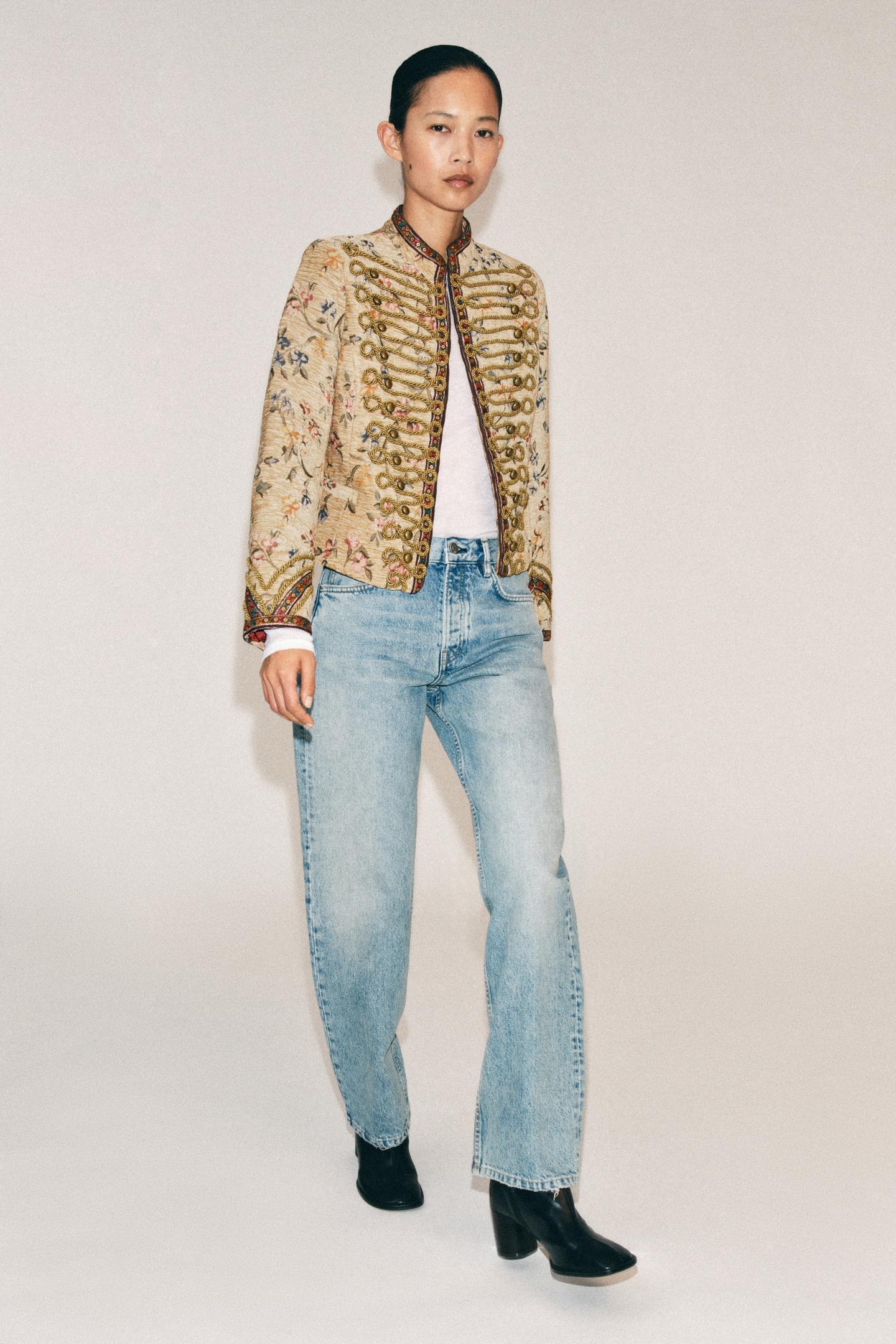 Женская куртка Zara Embroidered Frog Fastening Jacket ZW Collection, цвет: Разноцветный — фото 1