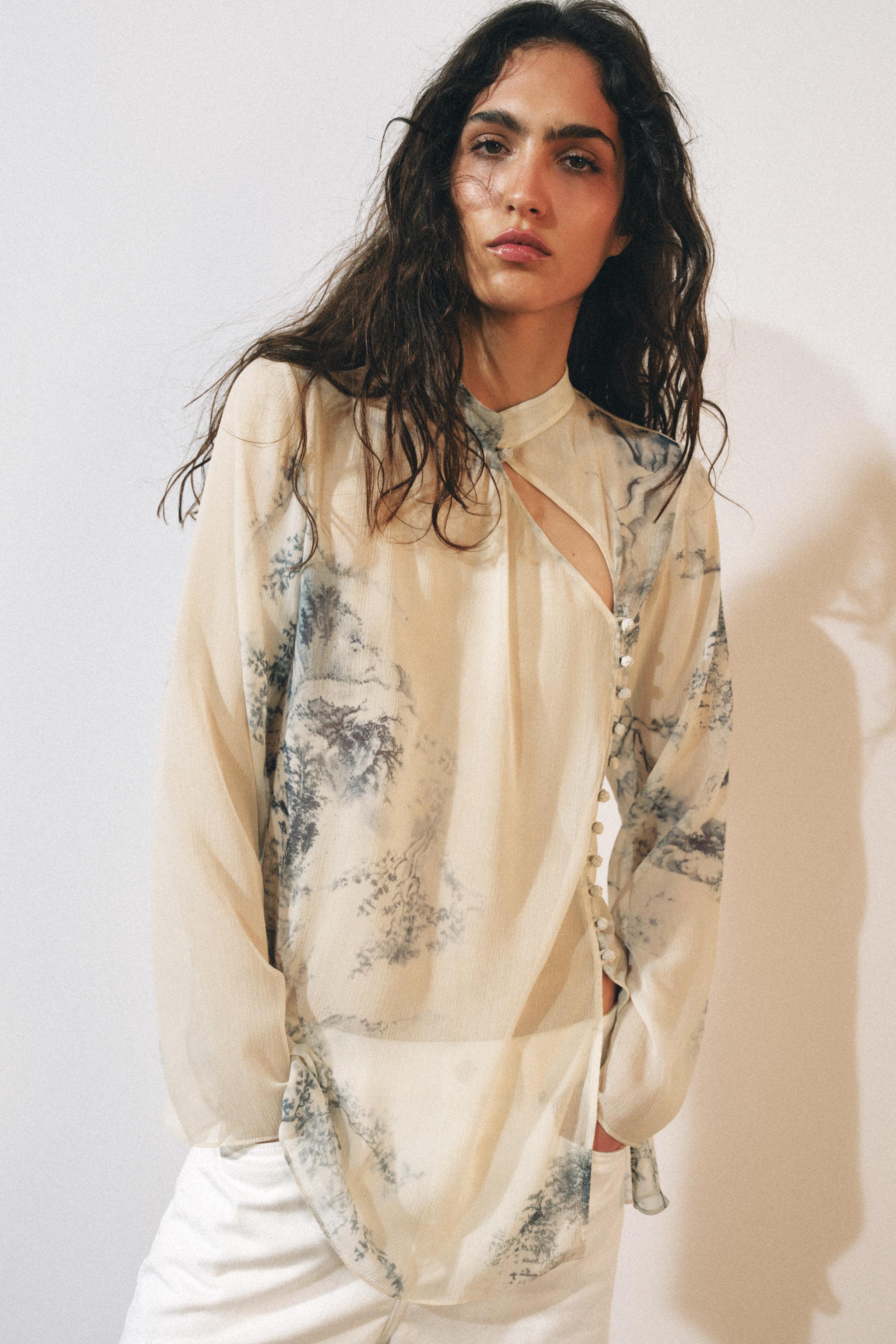 Женские рубашки Zara ZW COLLECTION PRINTED BUTTON-UP SHIRT — фото 2