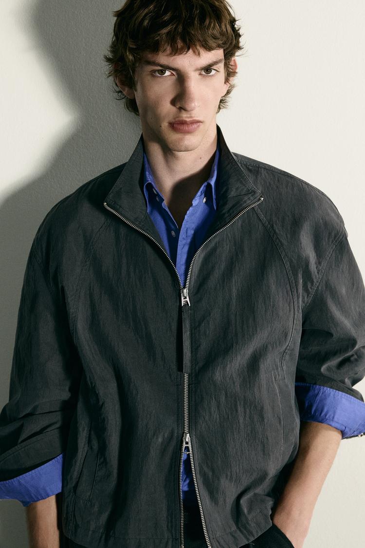 Chaqueta corta de corte fluido 6