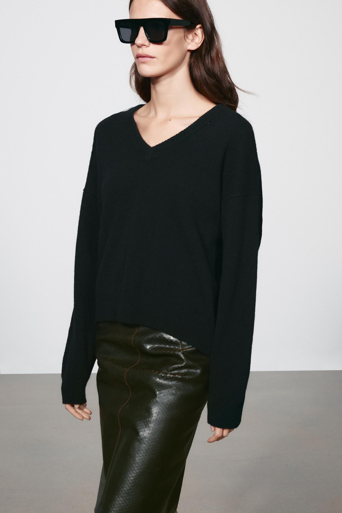 Женский свитер Zara Wool Cashmere V-NECK Jumper, цвет: Чёрный — фото 2