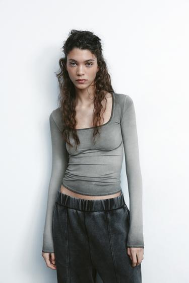T-SHIRT EN POLYAMIDE EFFET DÉLAVÉ - Gris de Zara - Image 1