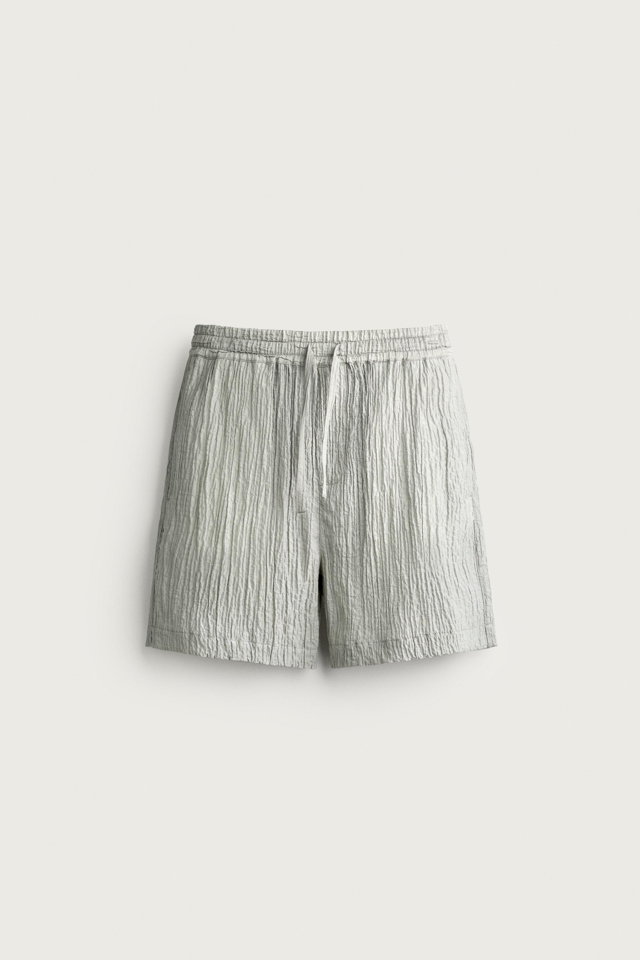 TEXTURED RELAXED FIT SHORTS — Light gray