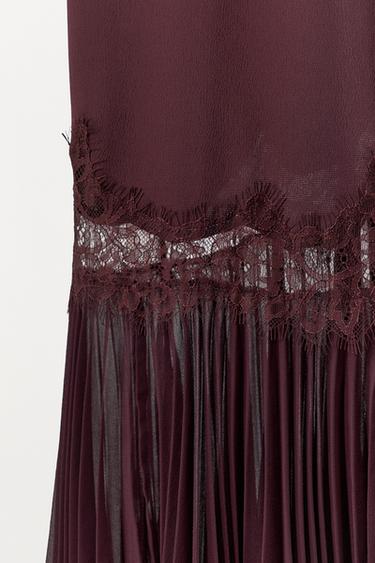 ROBE PLISSÉE DENTELLE - Grenat de Zara - Image 8