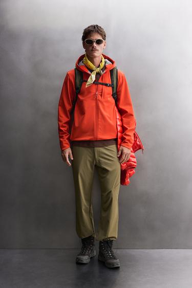 CHAQUETA TÉCNICA WATERPROOF - Rojo / Naranja de Zara
