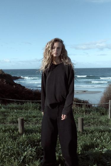 ЛОНГСЛИВ С ЭФФЕКТОМ ПОТЕРТОСТИ — ЧЕРНЫЙ от Zara — изображение 0