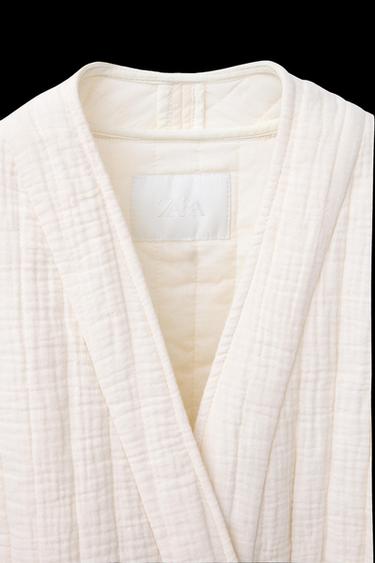 TEXTURED PADDED GILET - Ecru by Zara