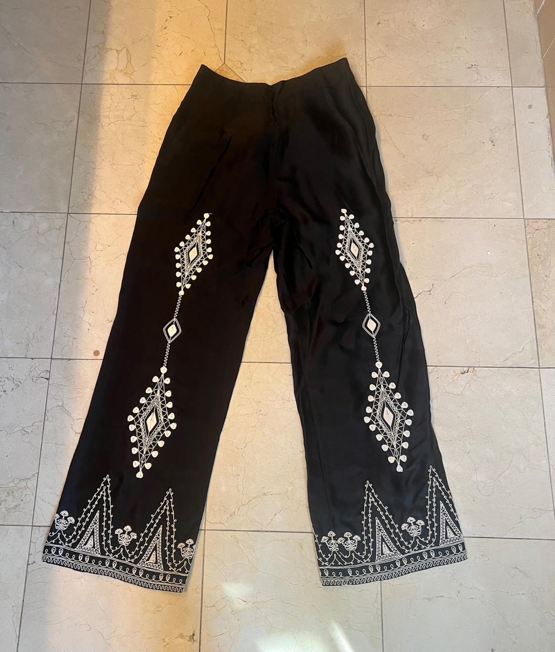 EMBROIDERED FLOWY PANTS - Image 2