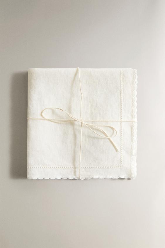TOWEL WITH EMBROIDERED LINEN BORDER - Ivory by Zara - Image 0