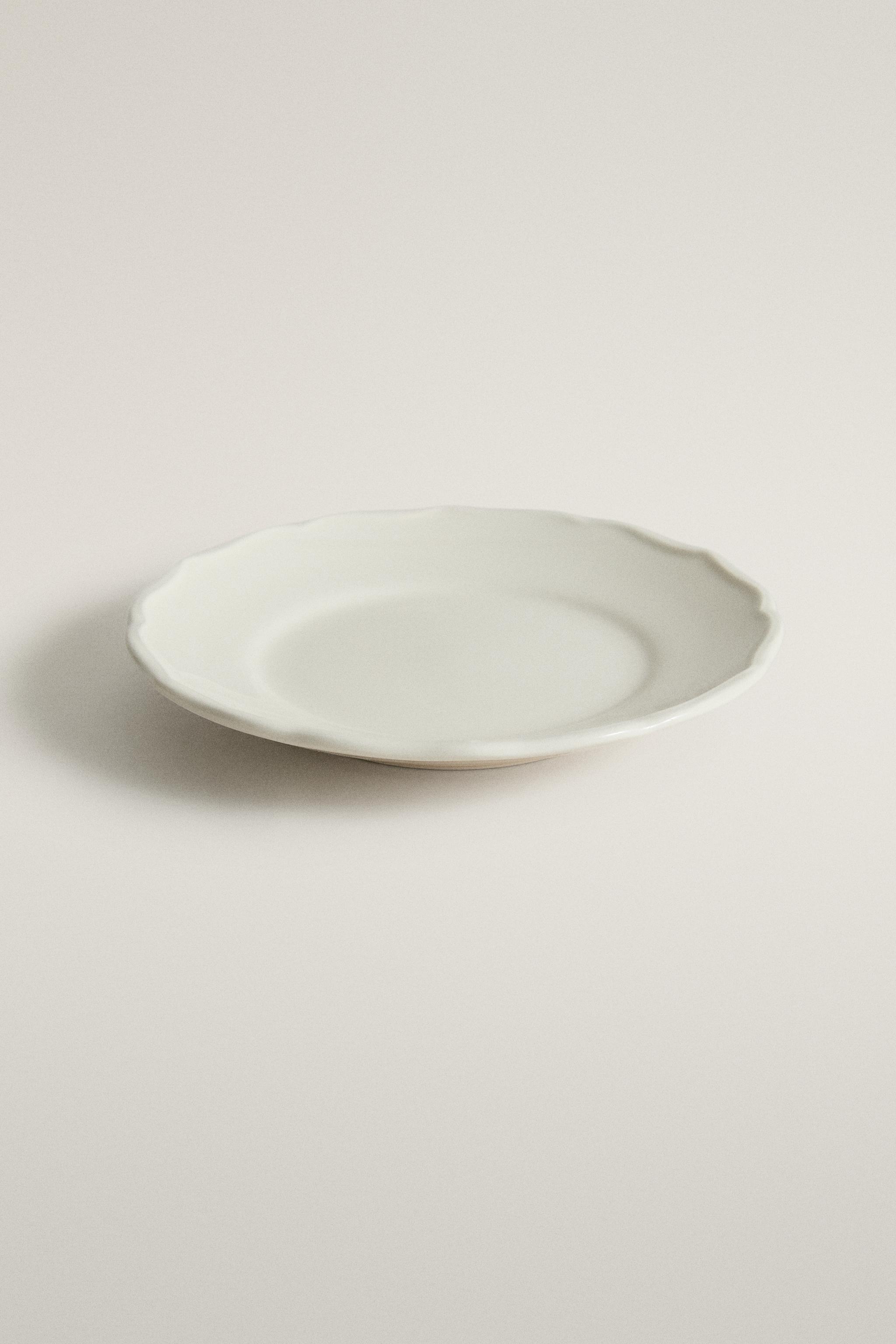 ASSIETTE À PAIN FAÏENCE BORD RELIEF