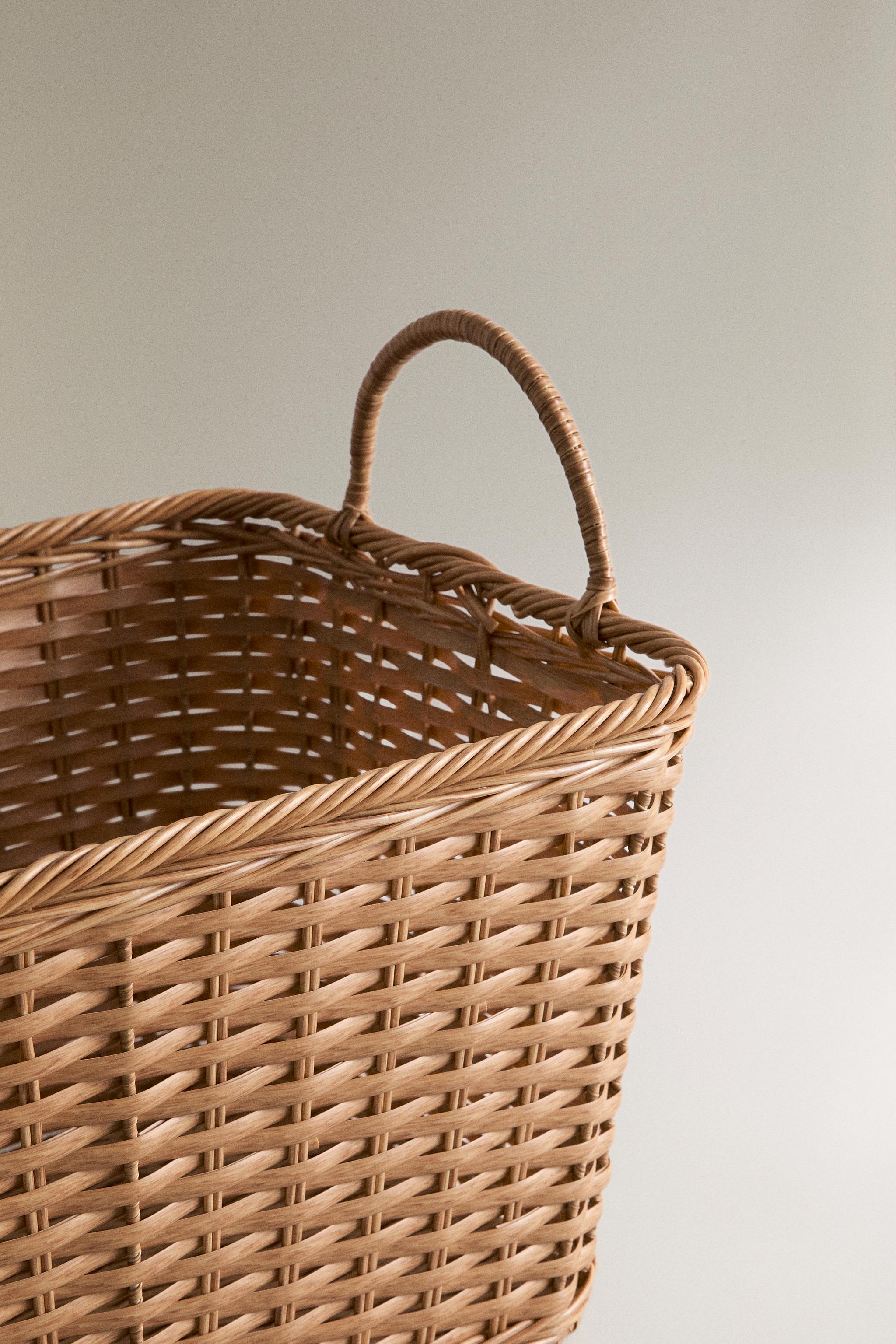 LAUNDRY BASKET — Light beige