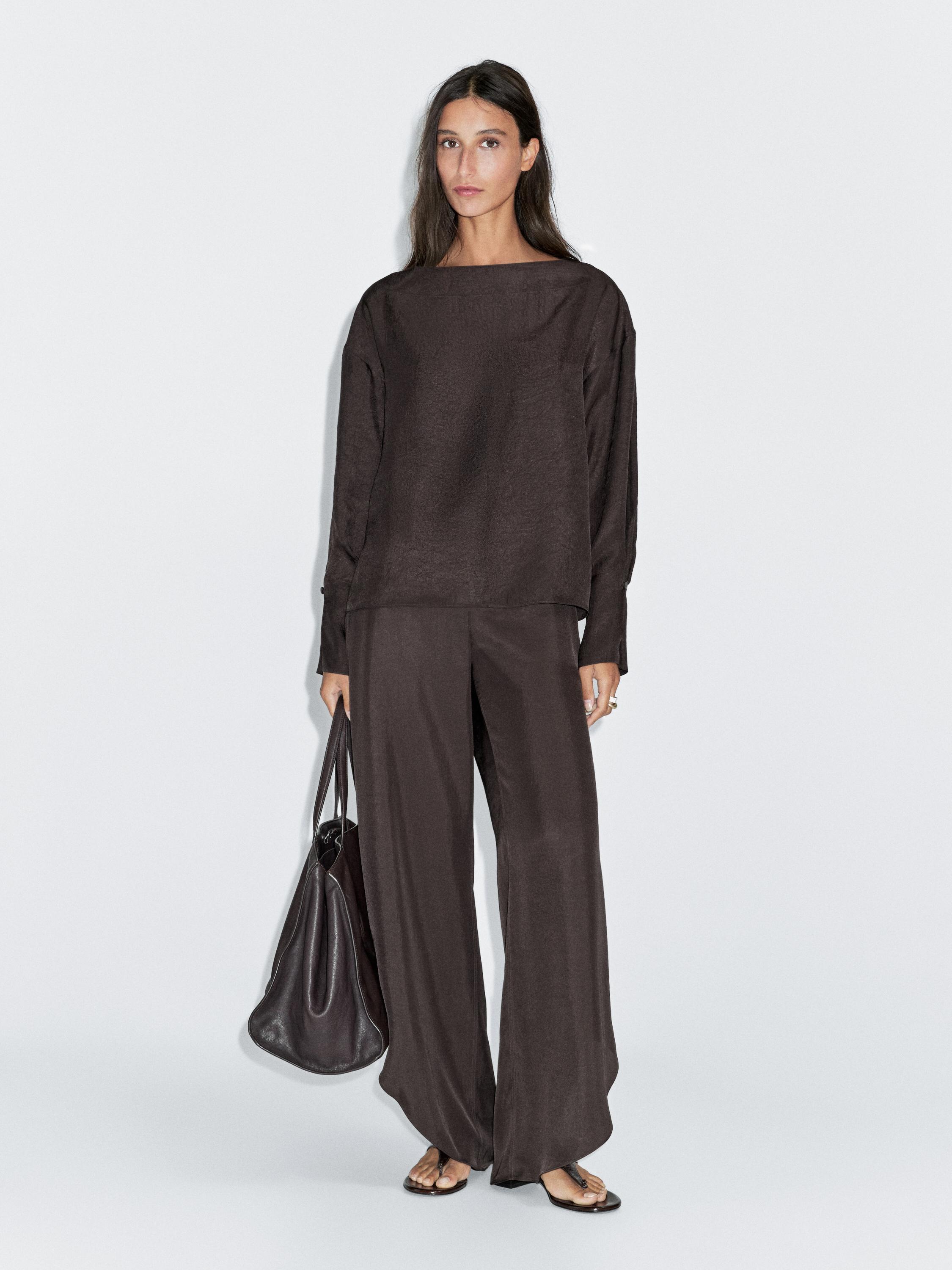 Flowing blouse with button details