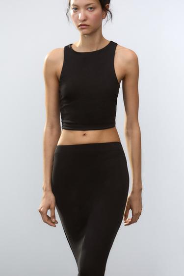 TOP CROP دون أكمام - أسود الخاص بـ Zara