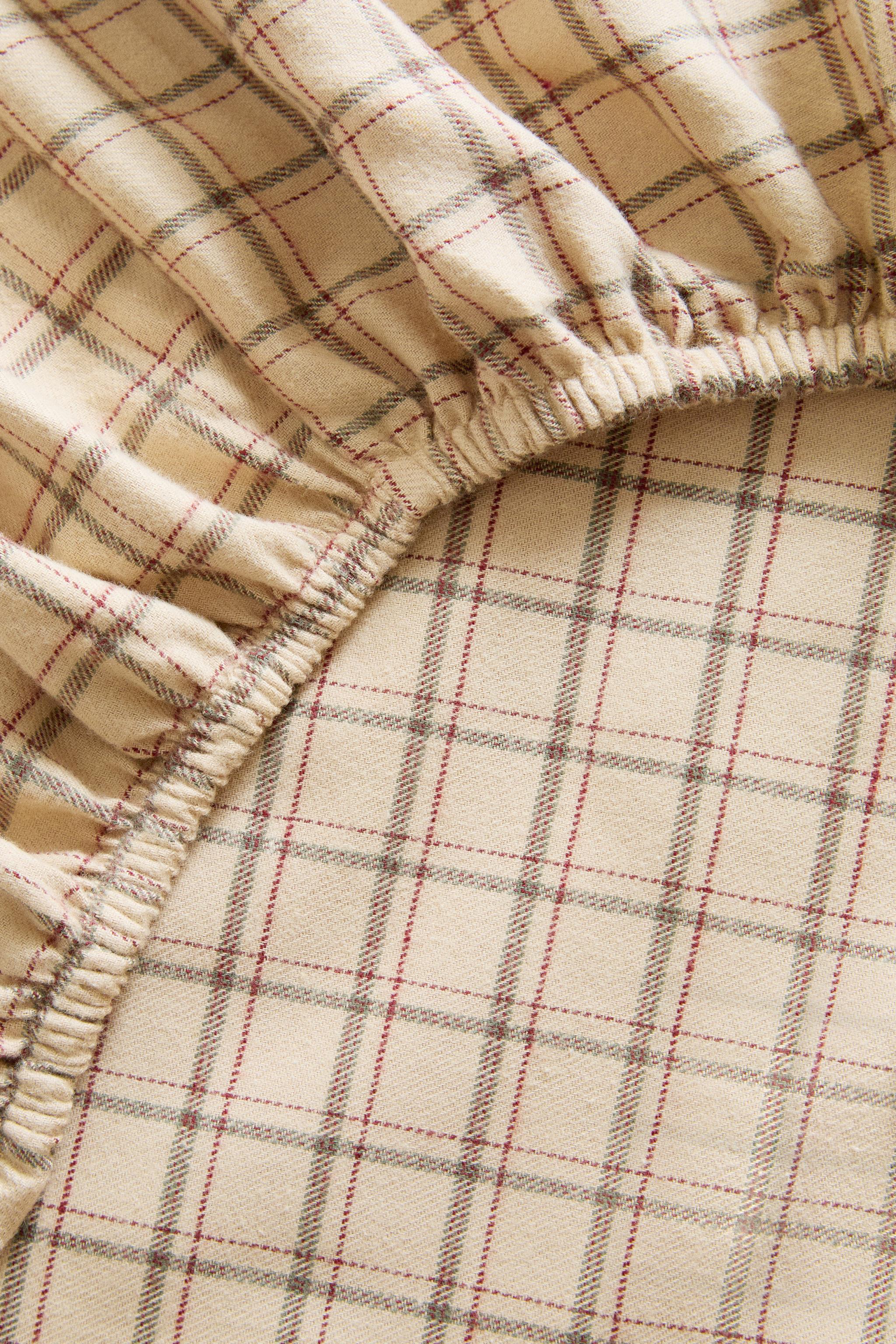 PLAID FLANNEL FITTED SHEET