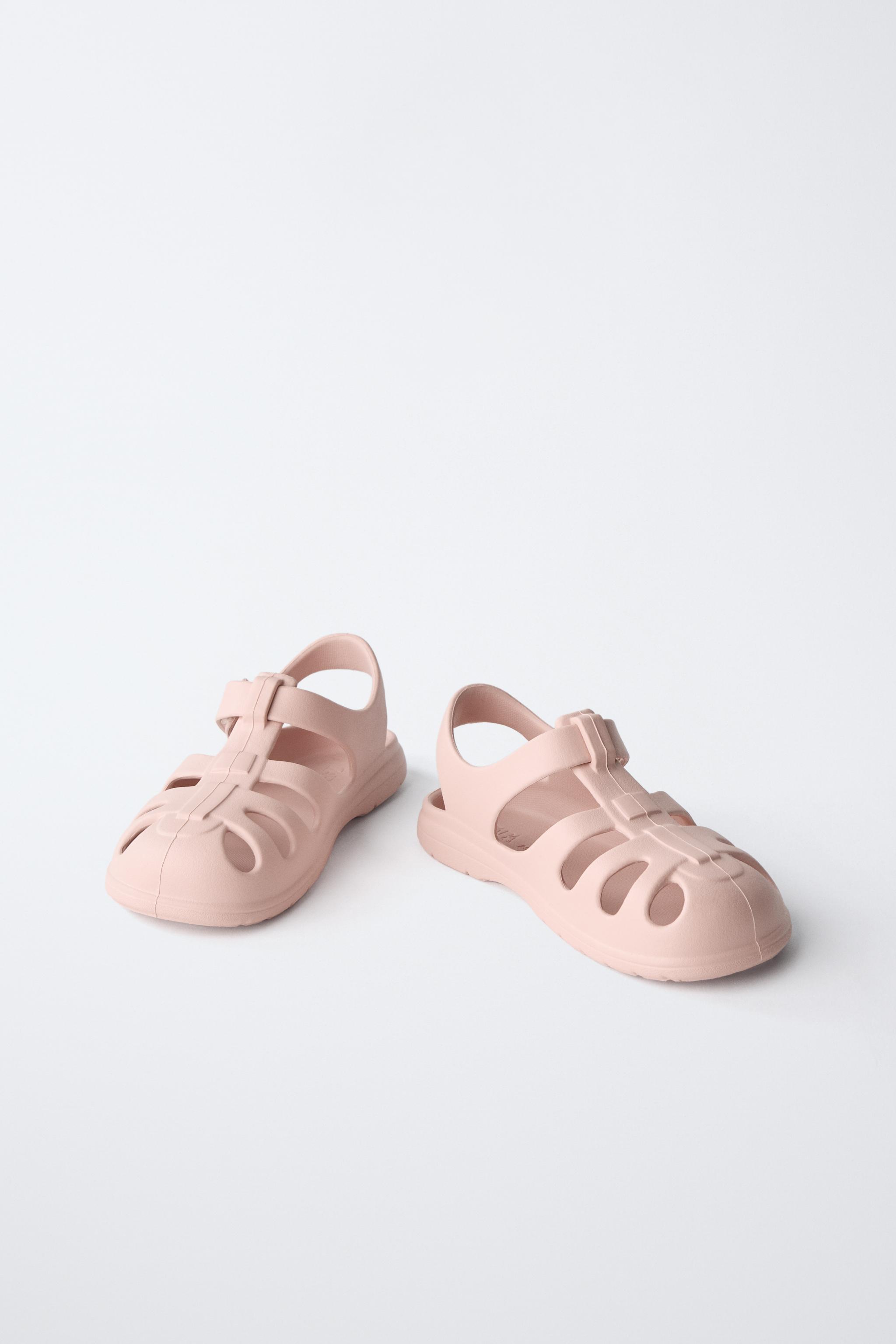 BAREFOOT FISHERMAN SANDALS