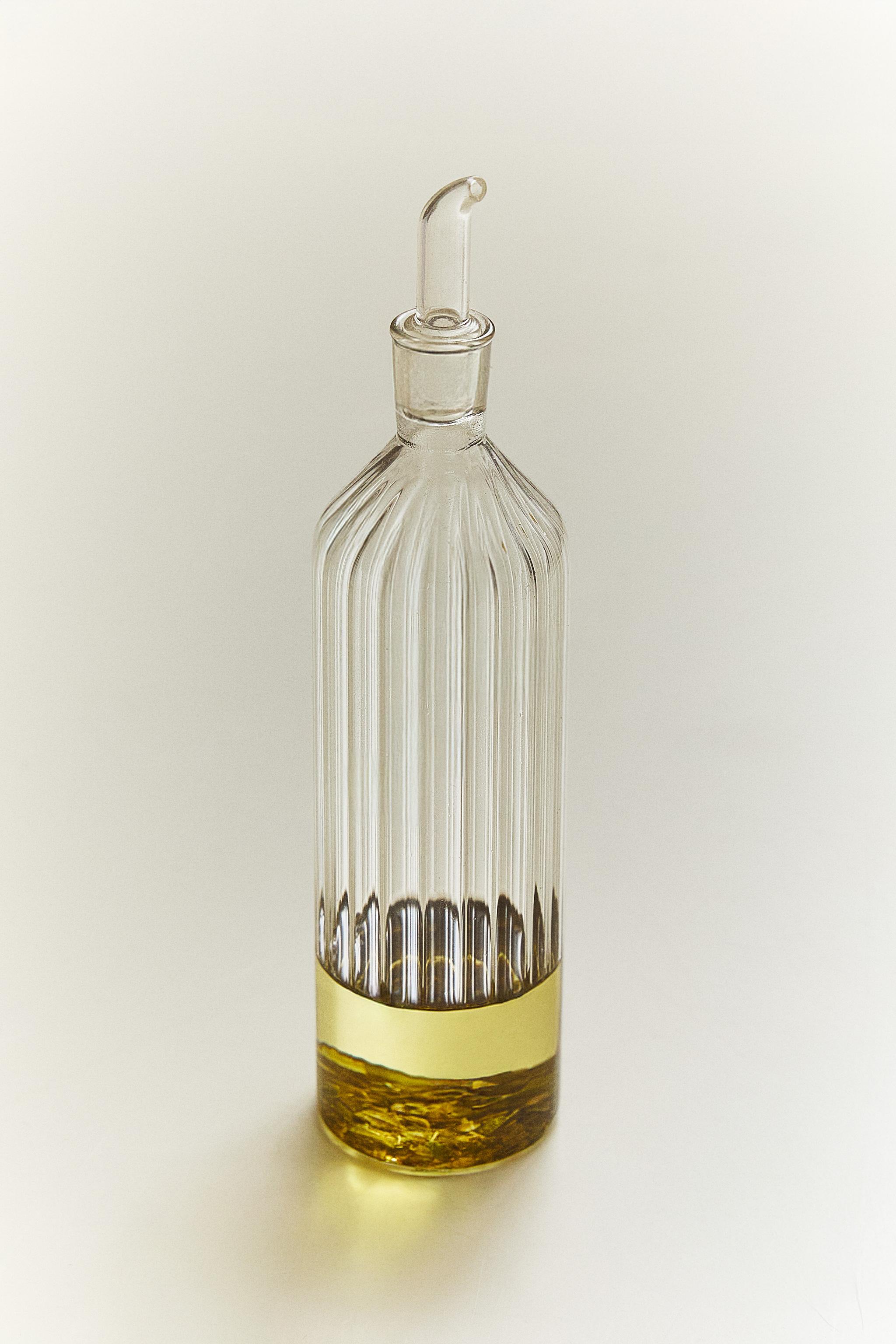 ROUND BOROSILICATE GLASS CRUET — Transparent