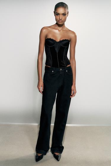 Korsett aus Samt und Spitze - Schwarz von Zara