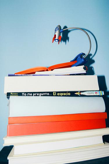 Zara KIDS’ ROCKET READING LAMP - Blue / Indigo