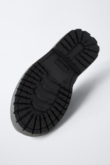 CHAUSSURES BATEAU COMBINÉES EN CUIR - Marron de Zara - Image 7
