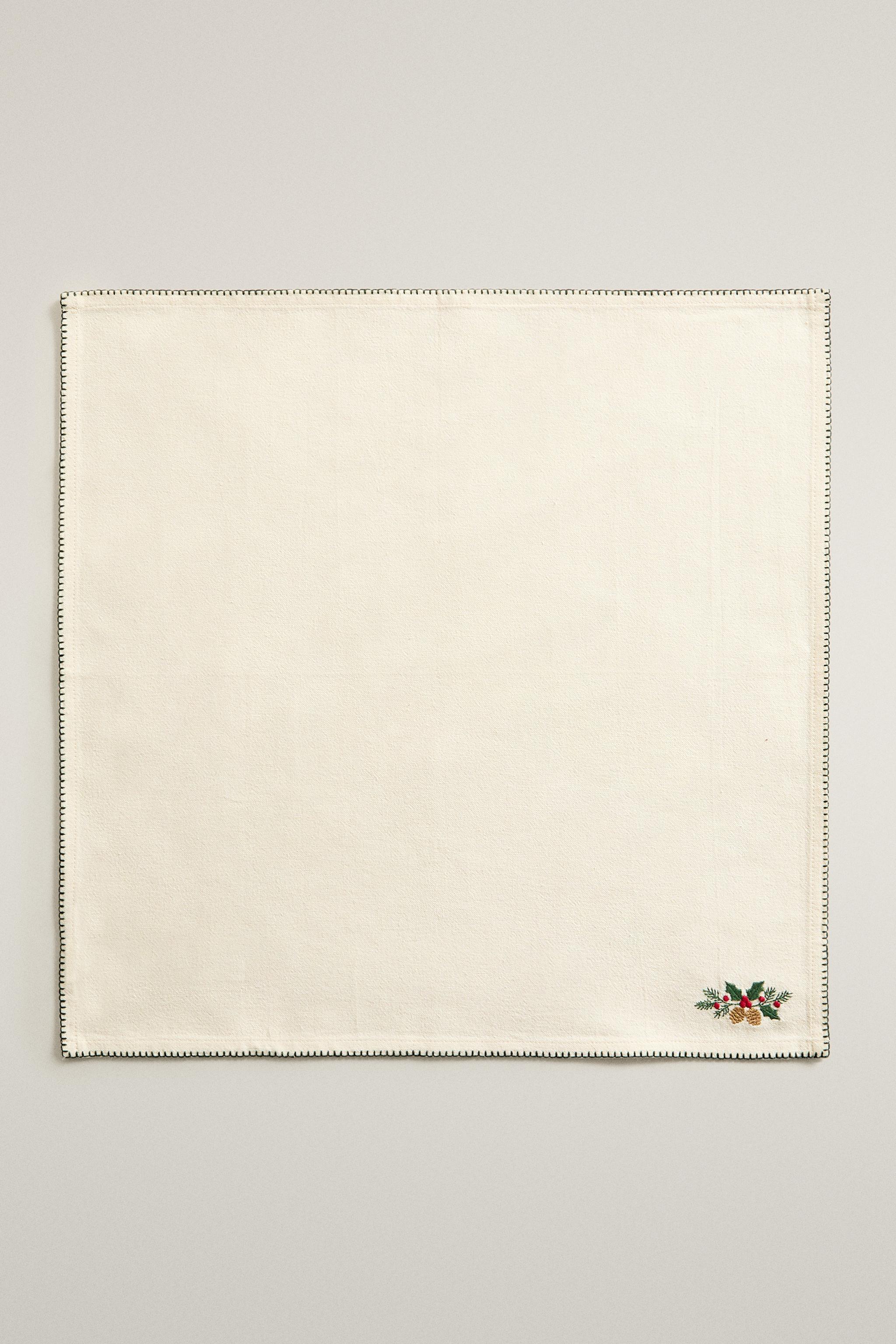 CHRISTMAS EMBROIDERED TOPSTITCH NAPKIN