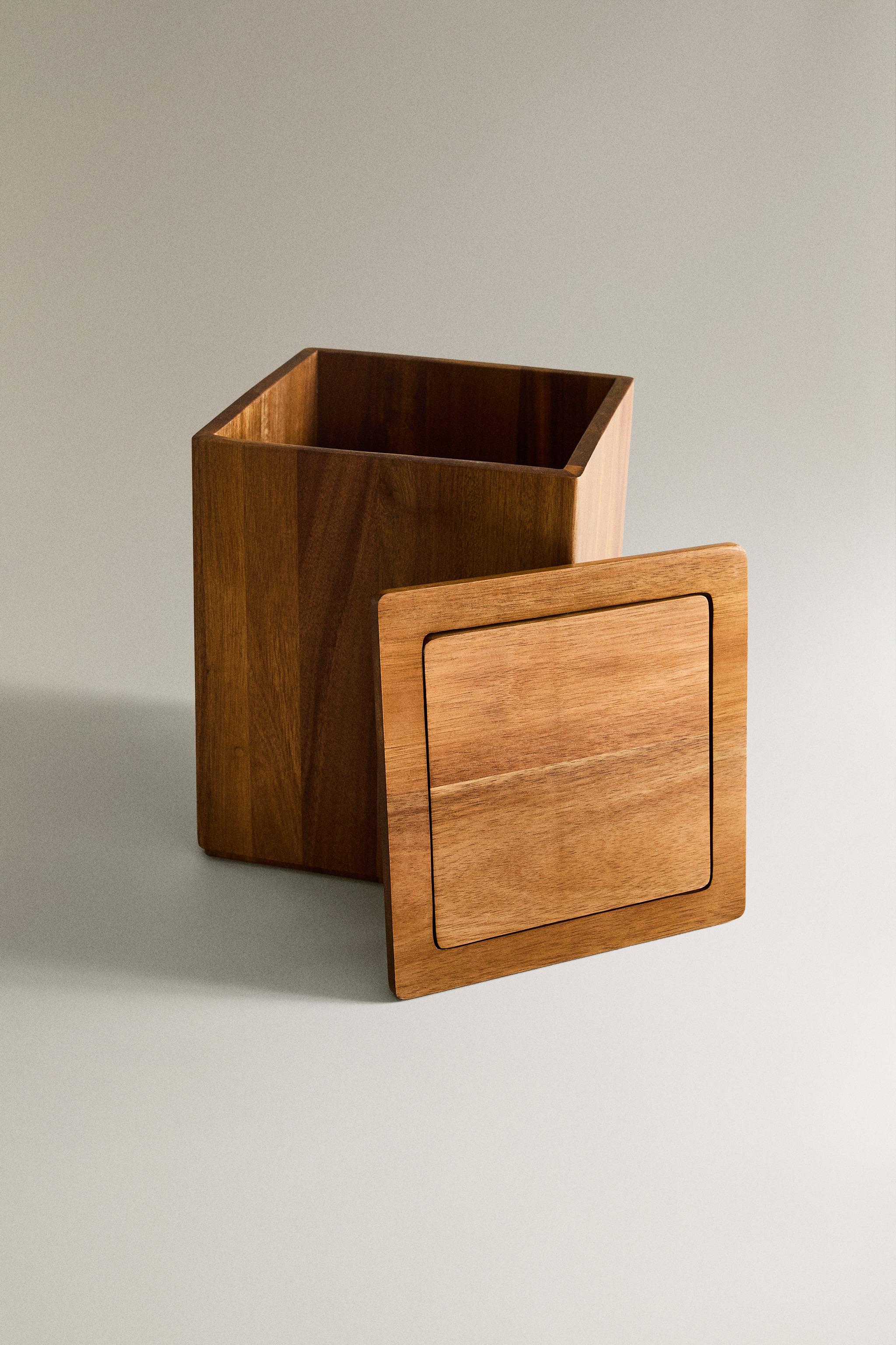 SQUARE WOODEN BATHROOM BIN
