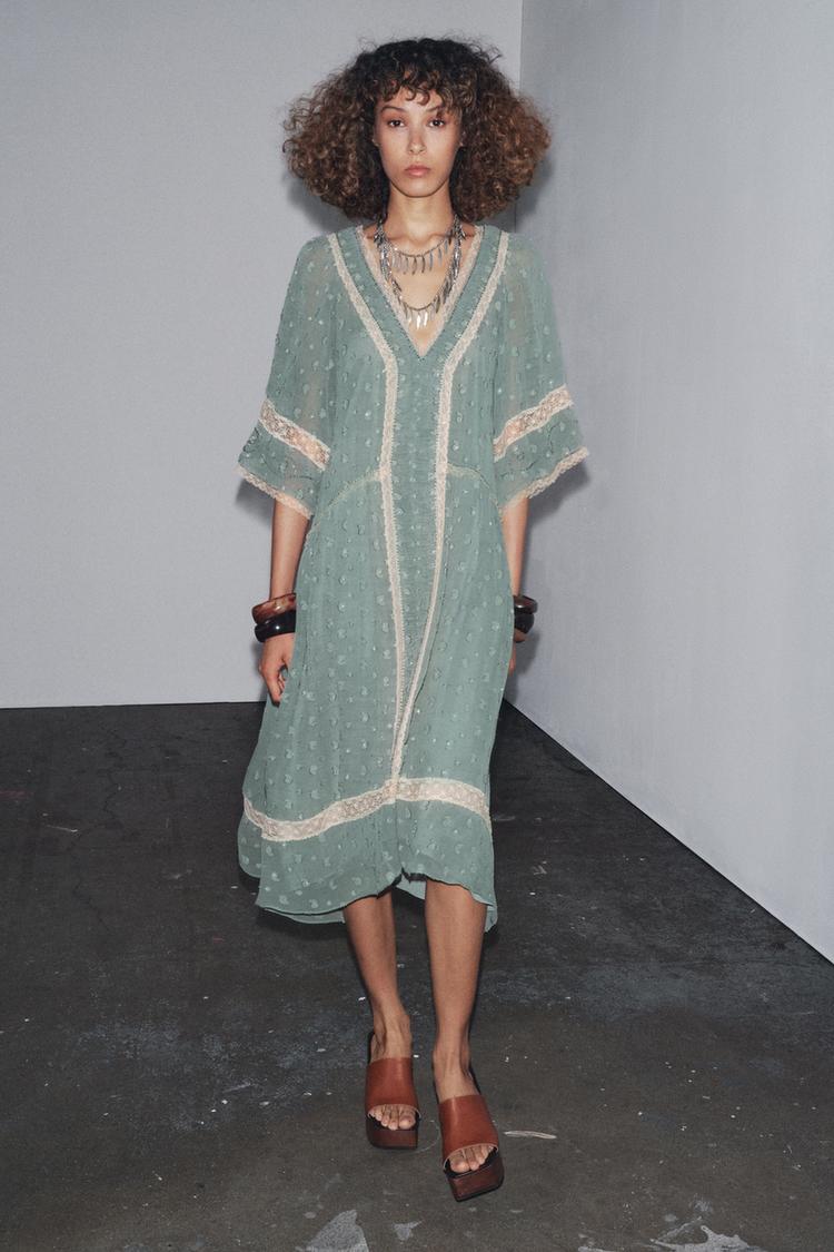 VESTIDO MIDI ROMÁNTICO ZW COLLECTION az-empolvado ZARA España