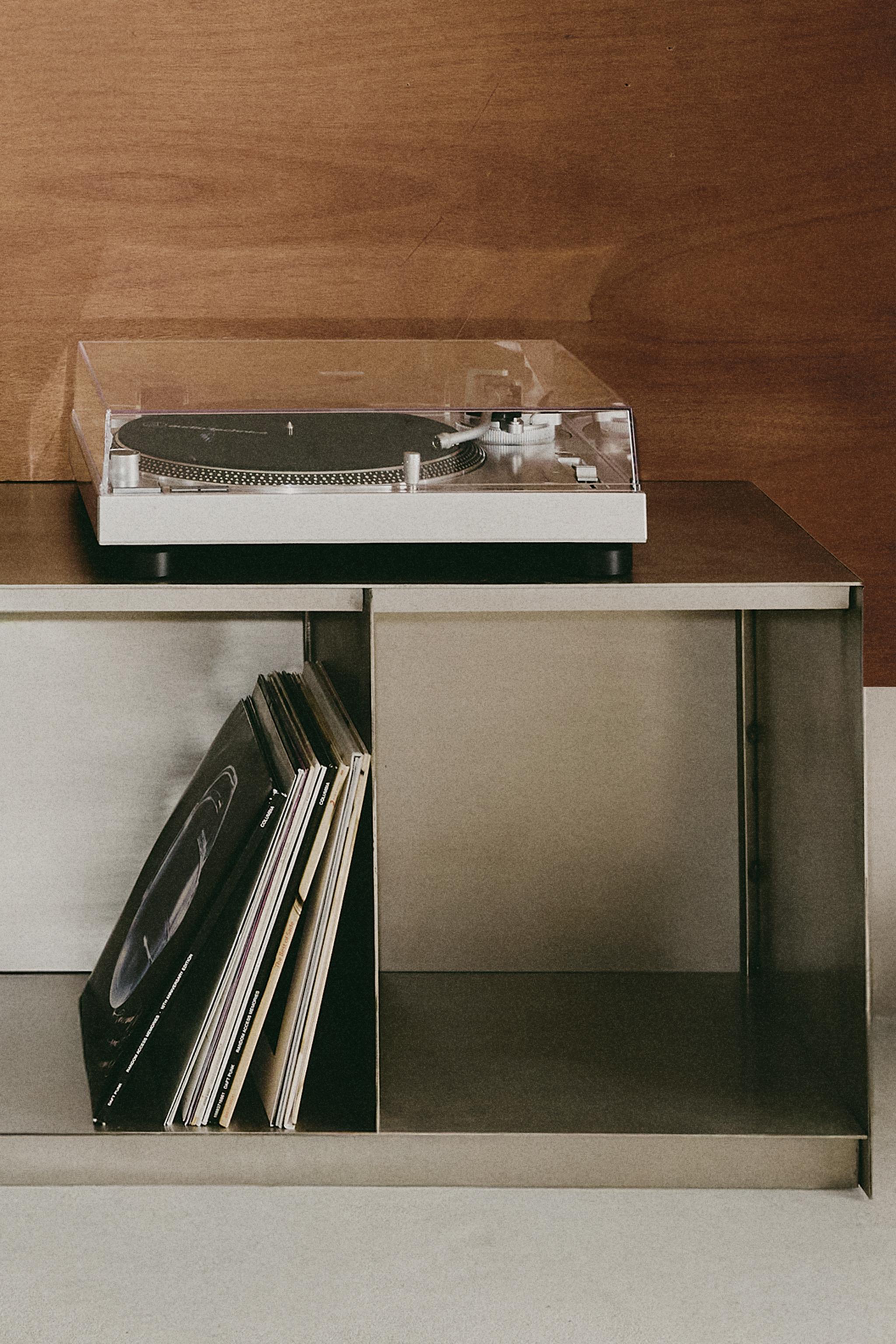 Zara STAINLESS STEEL CONSOLE — фото 7
