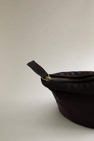 TROUSSE DE TOILETTE SATIN - Marron de Zara - Image 4