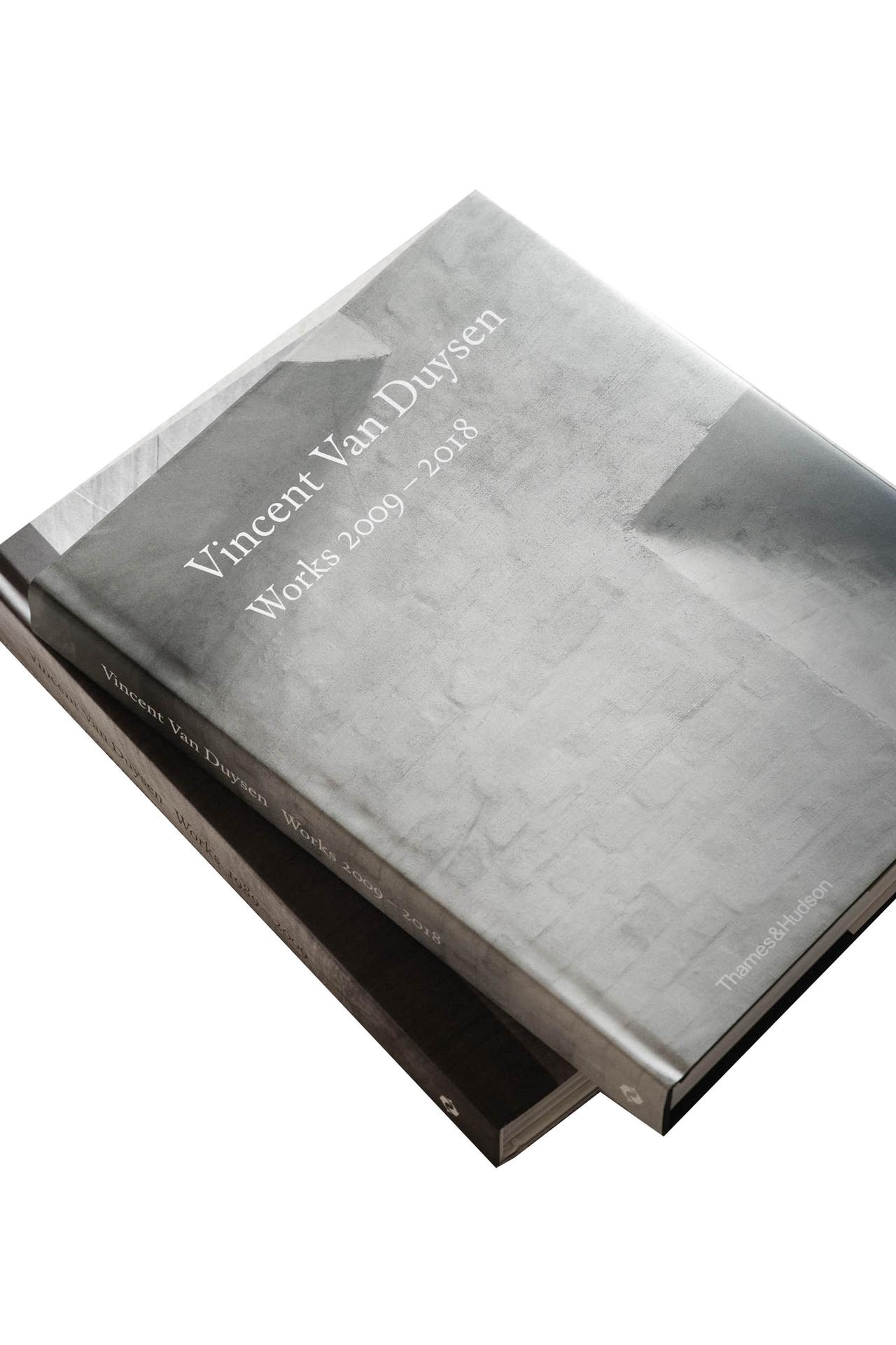 Книга Vincent Van Duysen Works 2009-2018 на английском языке