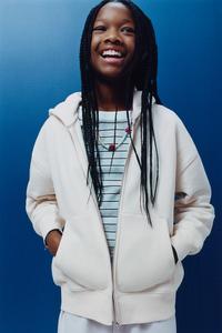 BASIC ZIP SWEATSHIRT