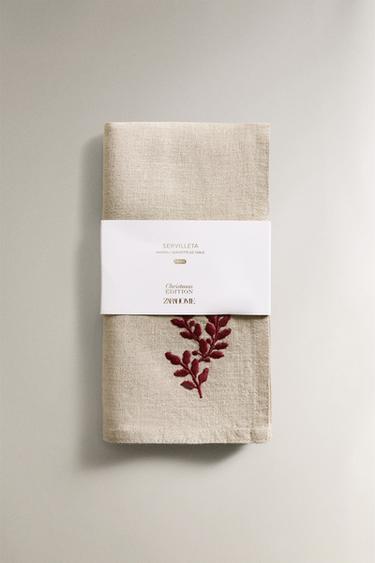 PACK OF LINEN CHRISTMAS NAPKINS WITH RED LEAVES (PACK OF 2) - Red by Zara - Image 4
