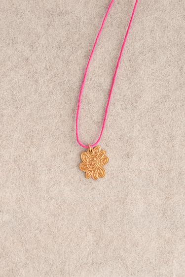 ZARA TIMELESS - 24K FLOWER NECKLACE ORFAYO © - Pink by Zara