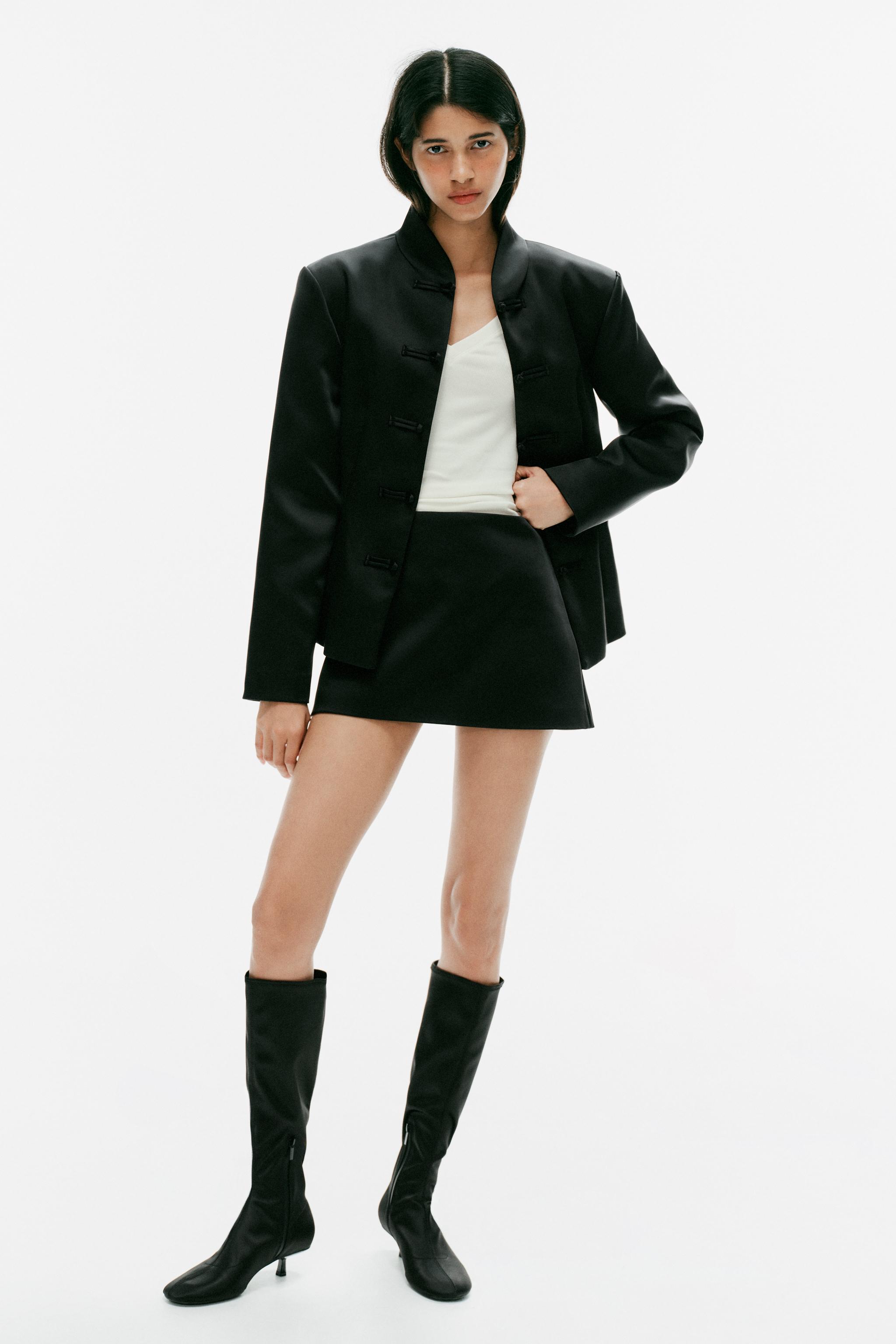 Zara Saten Yüzeyli Mini Etek