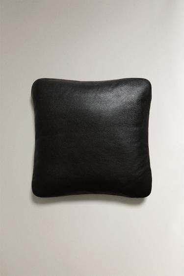 COUSSIN CUIR CHAISE - Noir de Zara - Image 0