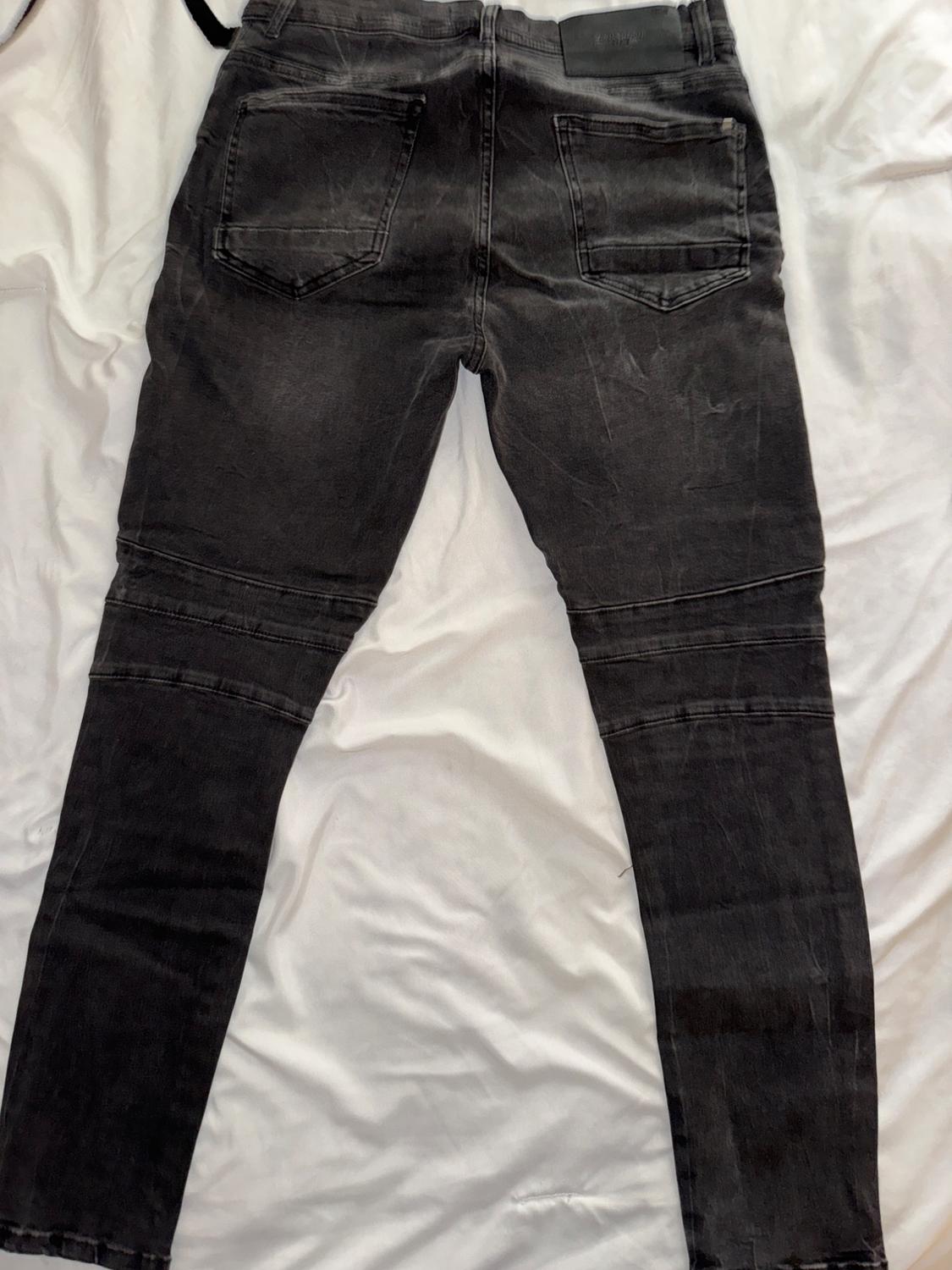 ZIPPERED BIKER JEANS - Image 2