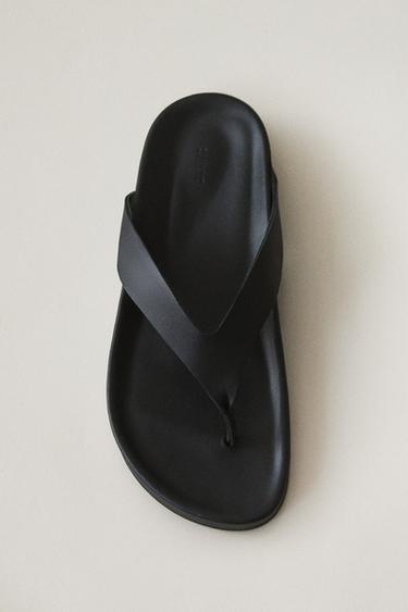 Zara LEATHER THONG SANDALS - Black