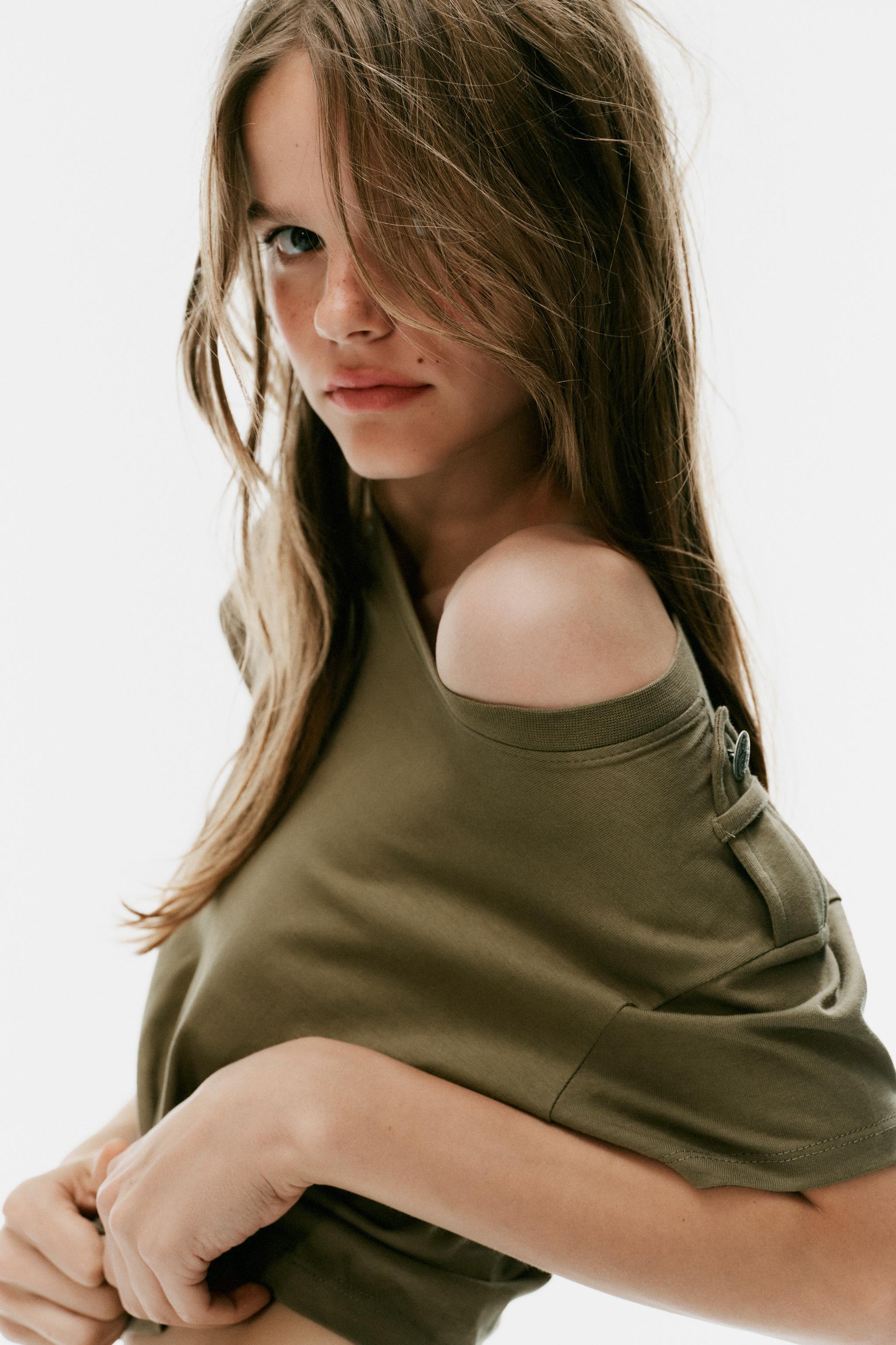 Женские футболки Zara BUTTON-TAB T-SHIRT — фото 3