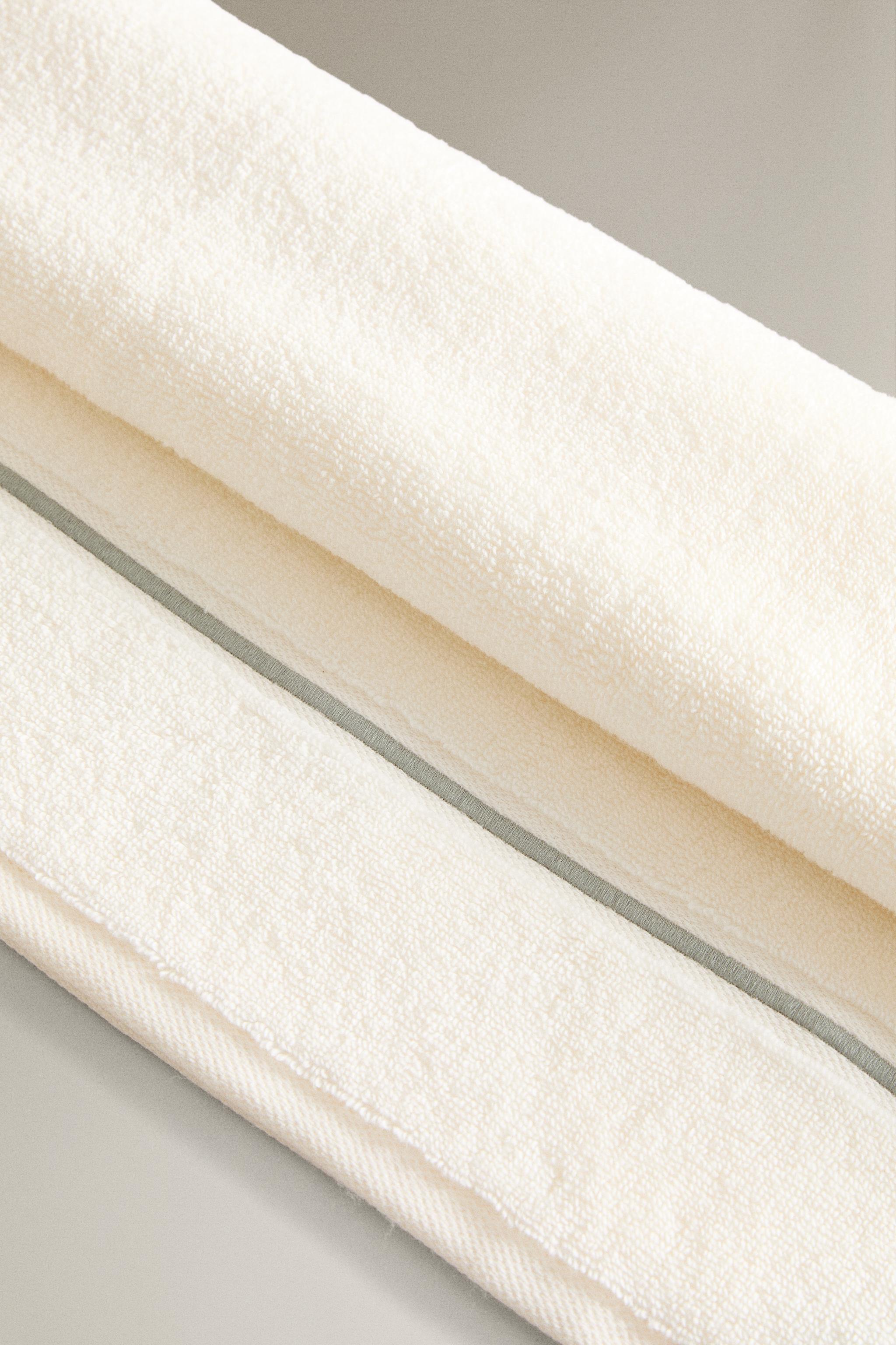 SERVIETTE DE BAIN FESTON BROD