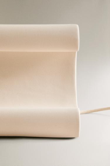 CERAMIC TABLE LAMP - White by Zara - Image 3