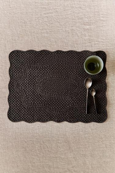 ΚΑΠΙΤΟΝΕ ΣΟΥΠΛΑ - Καφέ του Zara