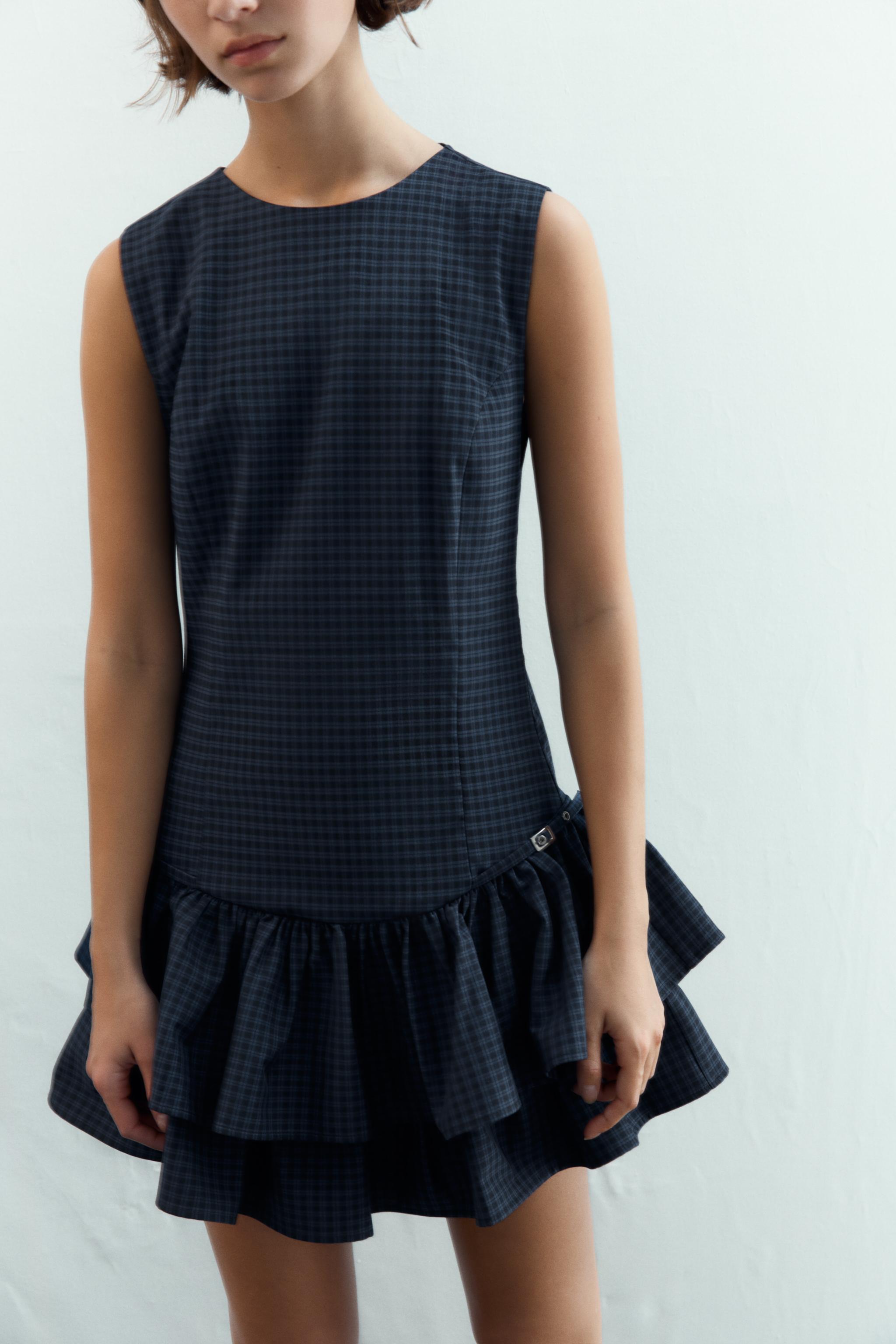 n.frame 美品⭐︎黒のフリル付き長袖ミニワンピース miniministore ミニワンピース黒 レディース 長袖ワンピ