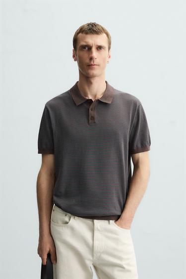 POLO DE MALHA COM JACQUARD DE LISTRAS - Marrom / Verde da Zara