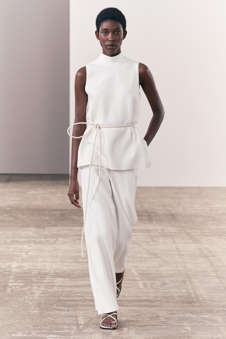 Pantiesdagi ayollarning porno galereyasi