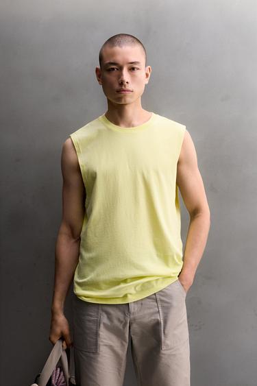 CAMISETA TANK RELAXED FIT ESTAMPADOS - Amarillo claro de Zara