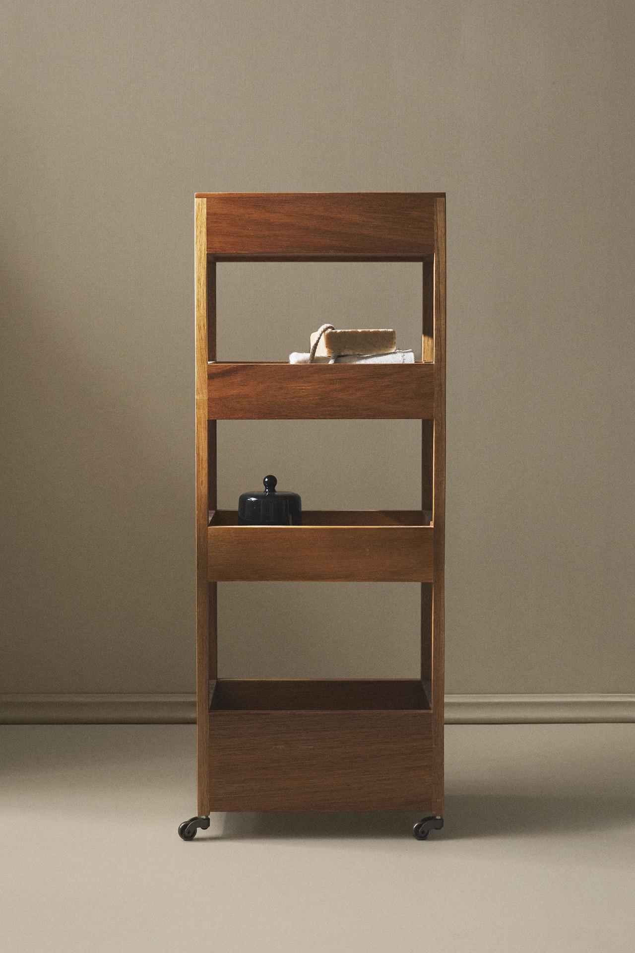 STORAGE UNIT WITH WHEELS — Brown