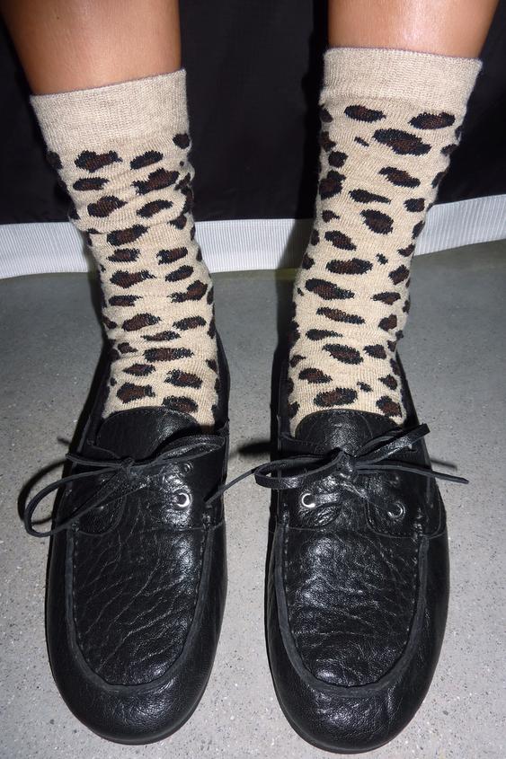Zara ANIMAL PRINT JACQUARD SOCKS - taupe brown - Image 0