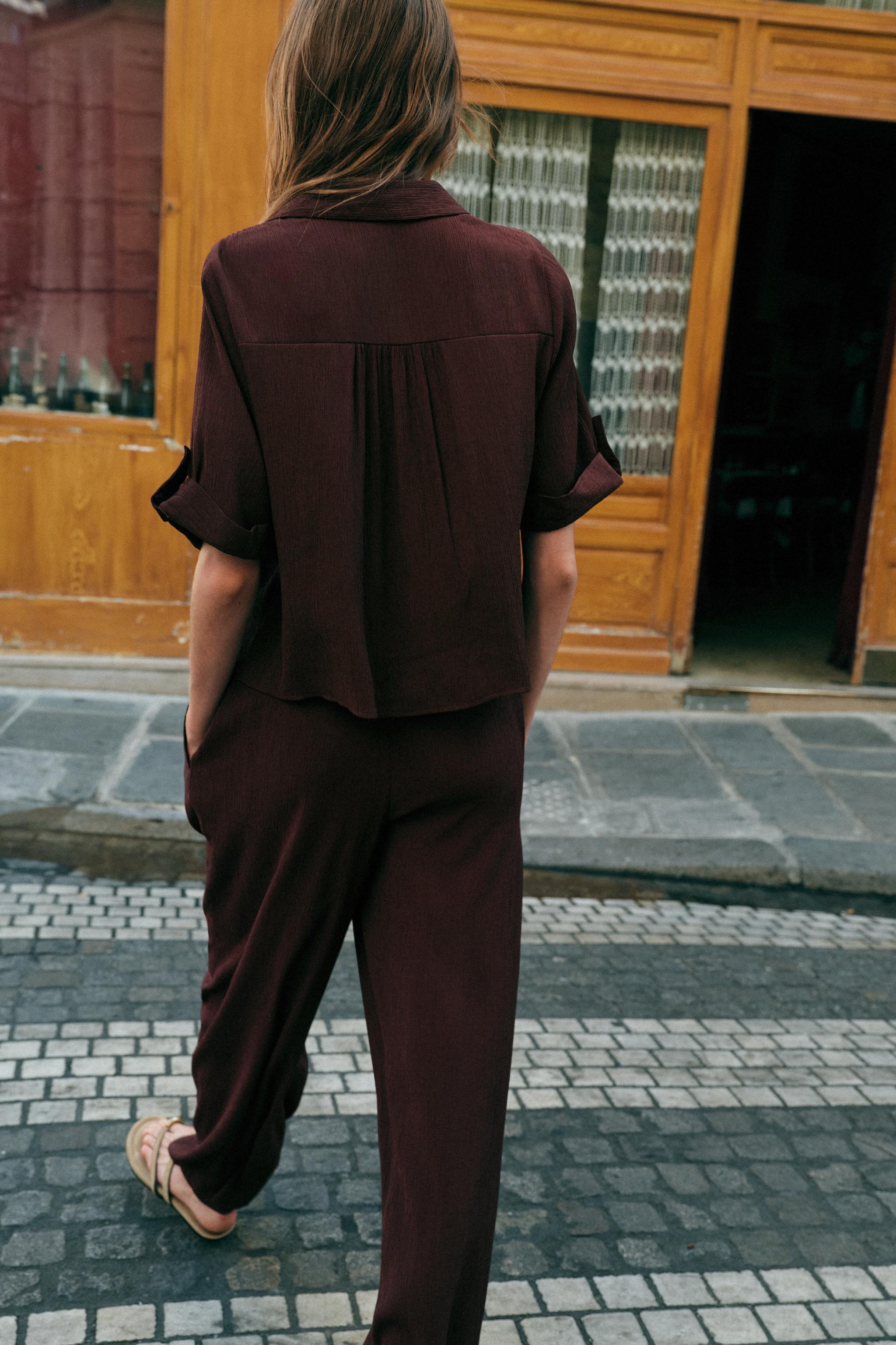 Женские брюки Zara SHORT SLEEVE SHIRT AND FLOWY STRAIGHT PANTS SET — фото 4