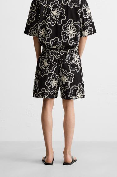 EMBOSSED EMBROIDERED BERMUDA SHORTS - Black by Zara - Image 2