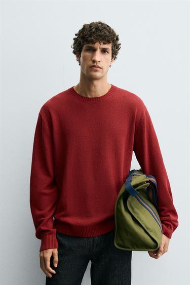 TEXTURED RELAXED FIT SWEATER - Red by Zara