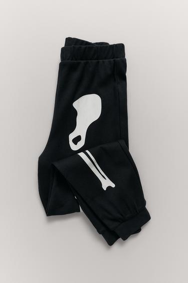 6-14 JAHRE/ SKELETT-SCHLAFANZUG, LEUCHTET IM DUNKELN - Schwarz von Zara
