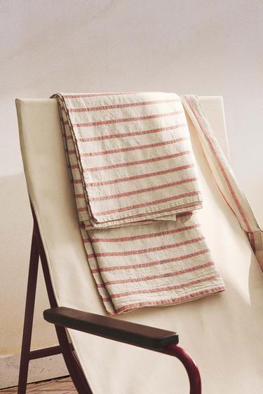 STRIPED COTTON AND LINEN PAREO BEACH TOWEL - Coral by Zara